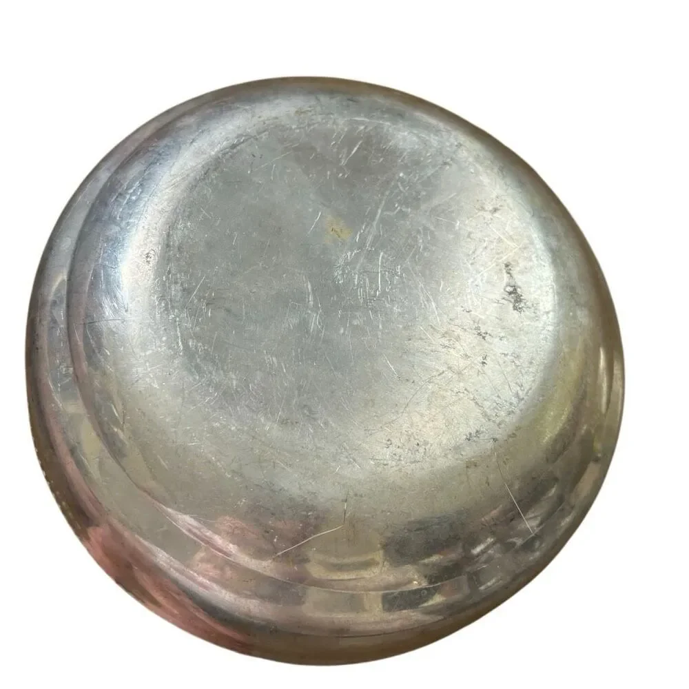 Vintage Rodney Kent Hammered Wrought Aluminum Covered Casserole Dish Bowl Tulip